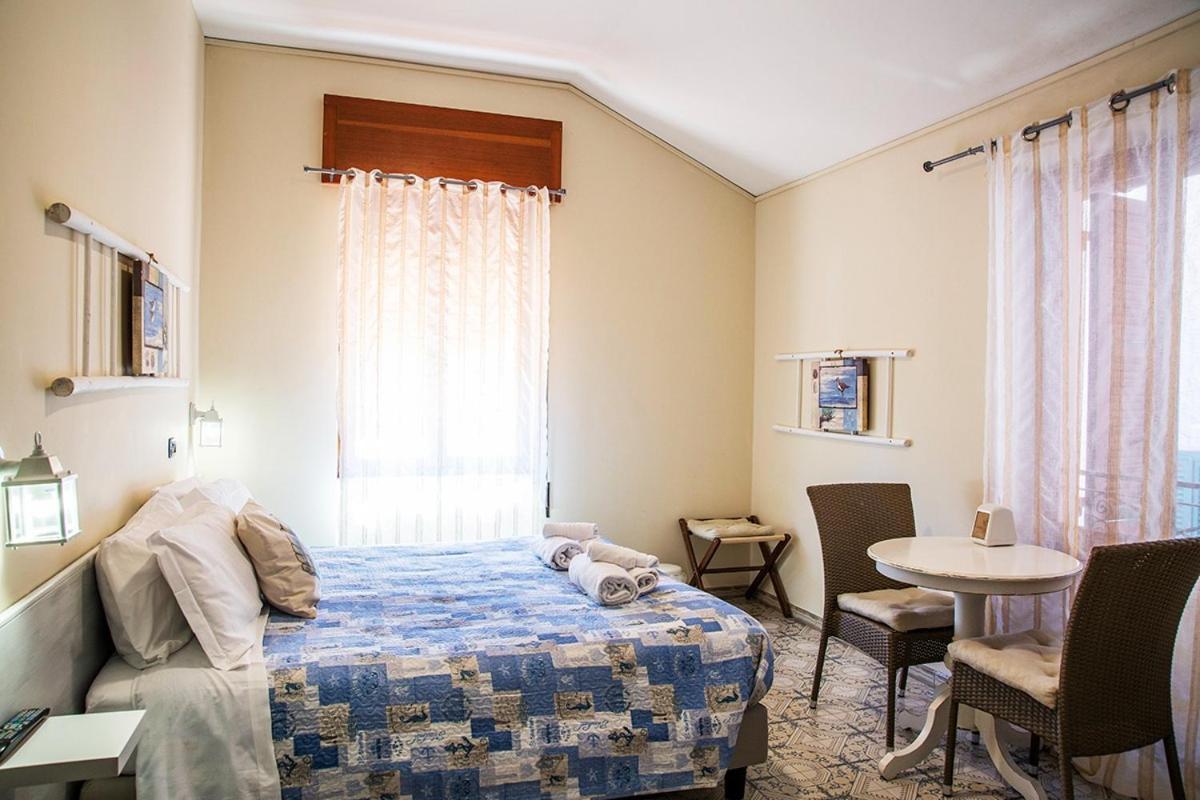 L'Antico Borgo Elena Noli Ξενοδοχείο Εξωτερικό φωτογραφία